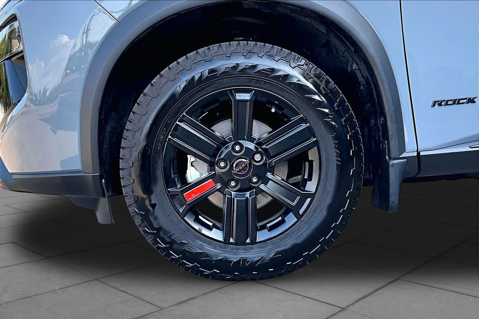 Certified 2026 Nissan Rogue SV AWD/4WD image 11