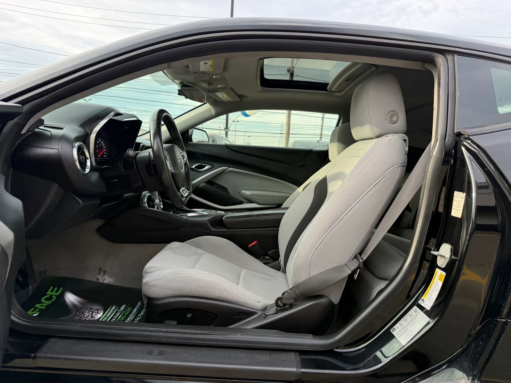Used 2018 Chevrolet Camaro SS RWD image 18