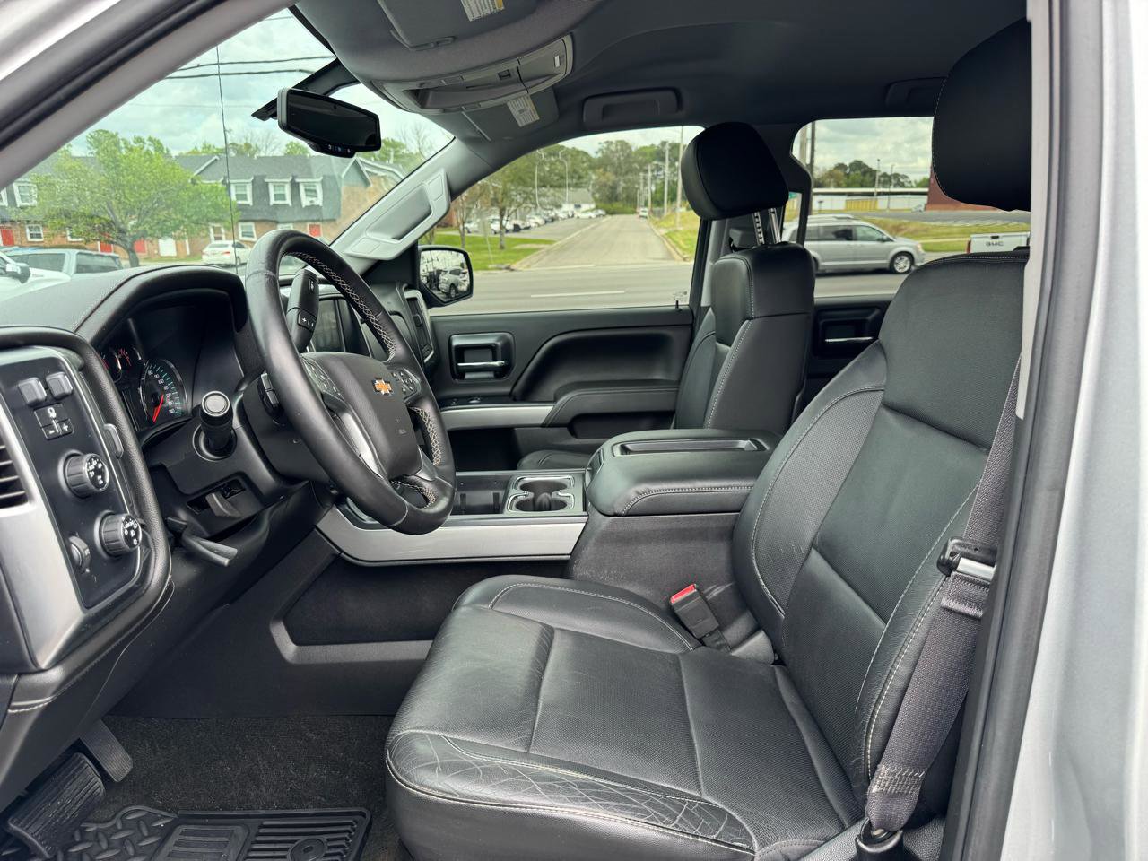 Used 2015 Chevrolet Silverado 1500 LTZ Z71 w/ LTZ Plus Package image 19