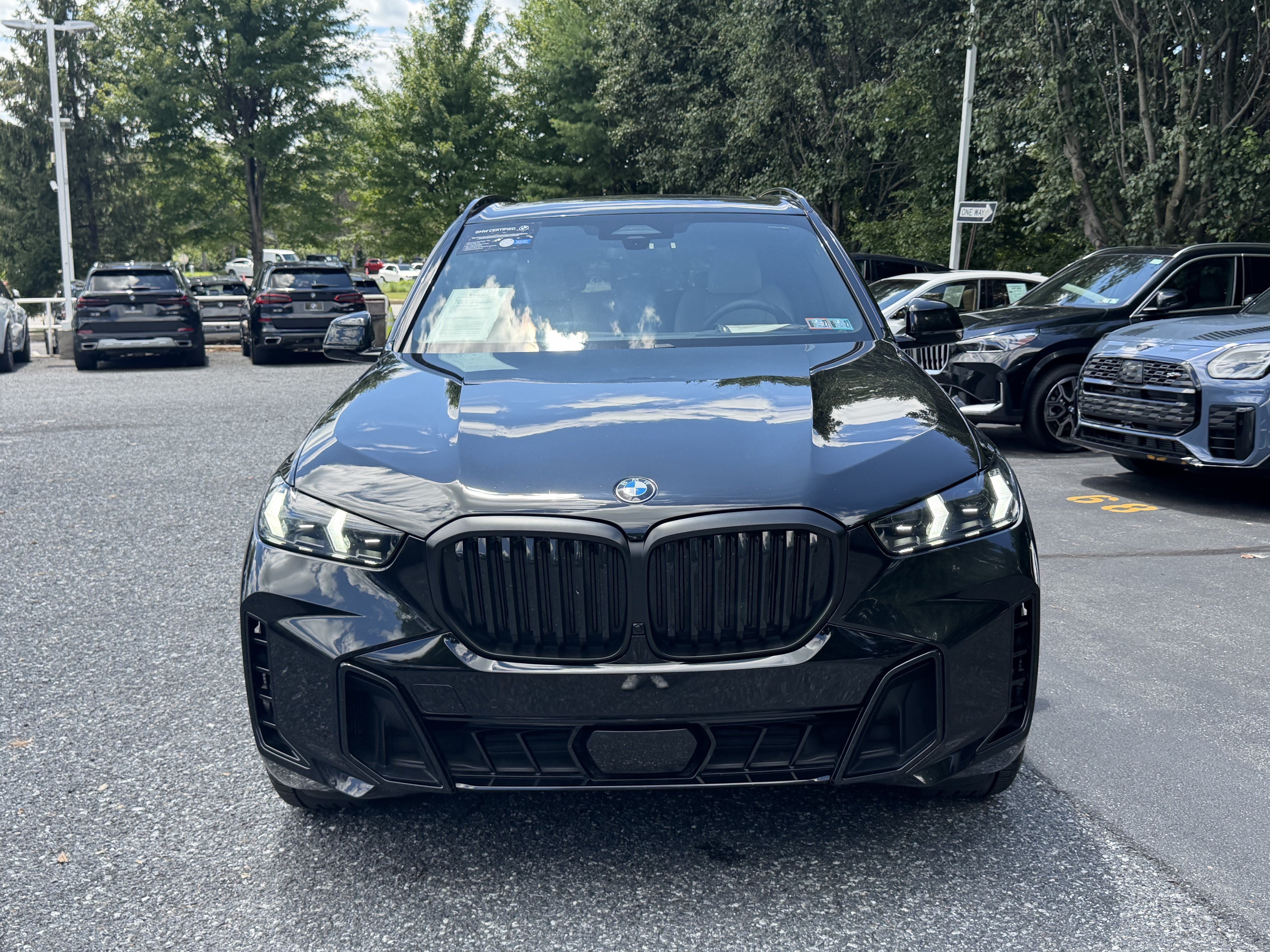 Used 2024 BMW X5 xDrive40i w/ M Sport Package AWD/4WD image 2
