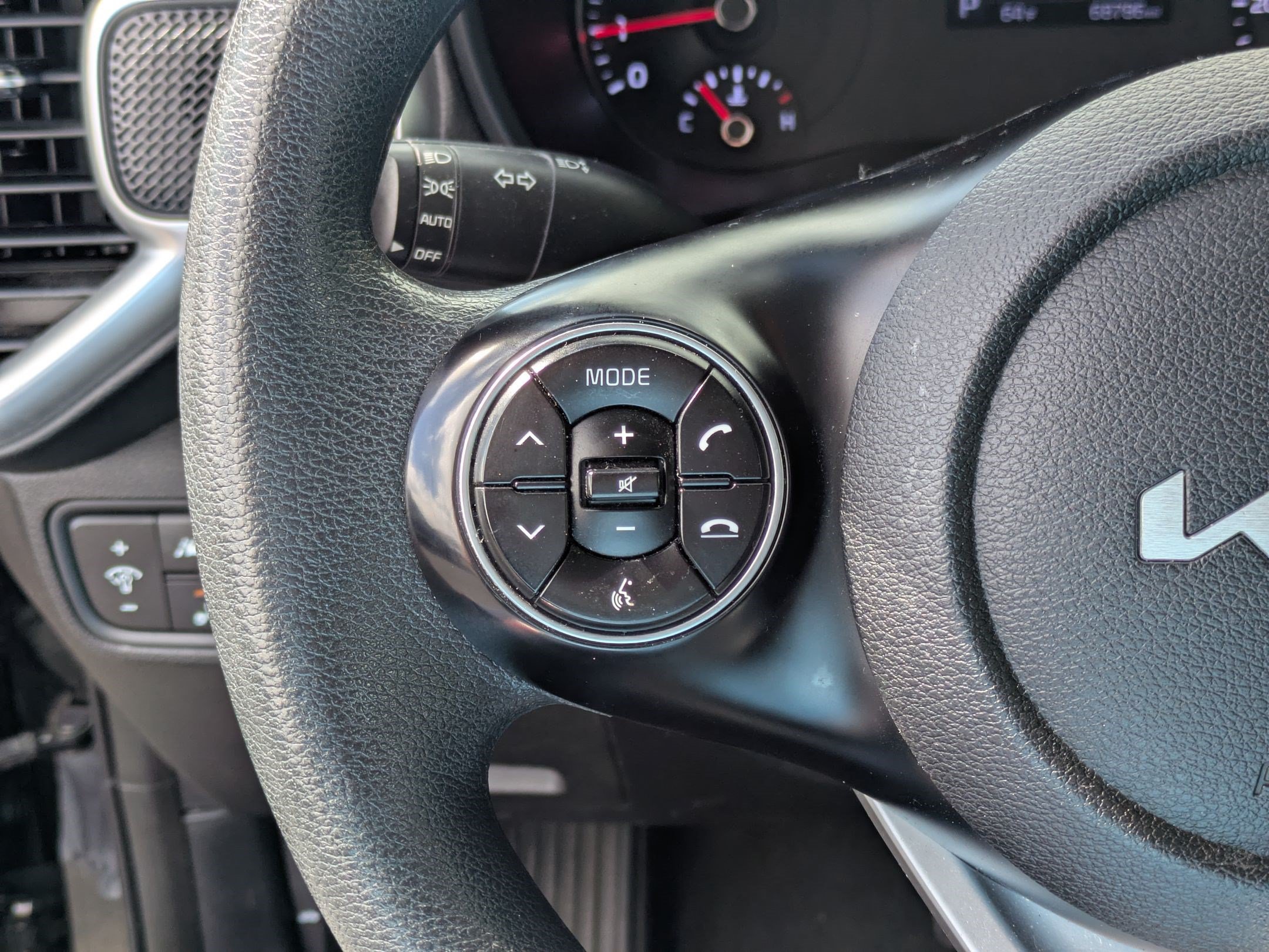 Used 2022 Kia Soul LX w/ Technology Package FWD image 19