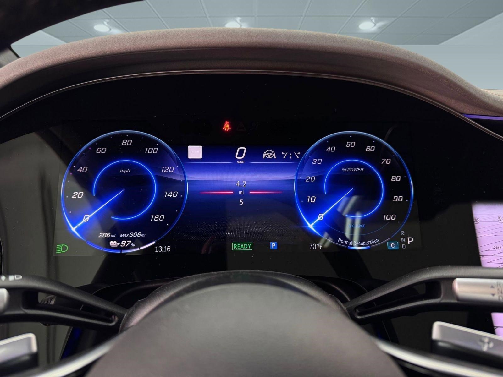 New 2026 Mercedes-Benz EQS 550 4MATIC SUV image 17