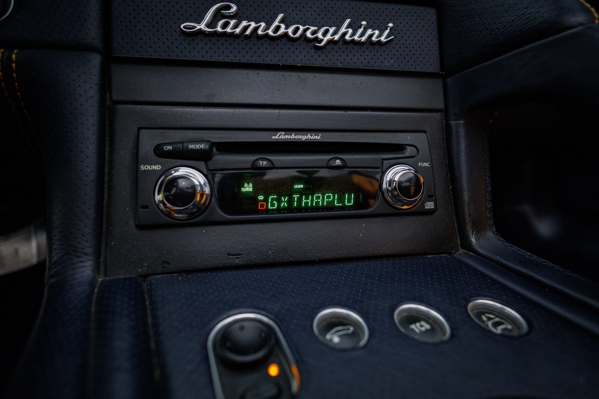 Used 2005 Lamborghini Murcielago Roadster AWD/4WD image 36