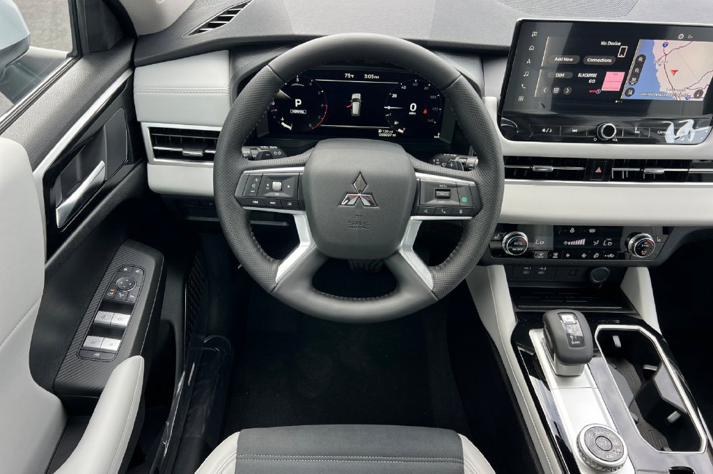 New 2026 Mitsubishi Outlander SE AWD/4WD image 15