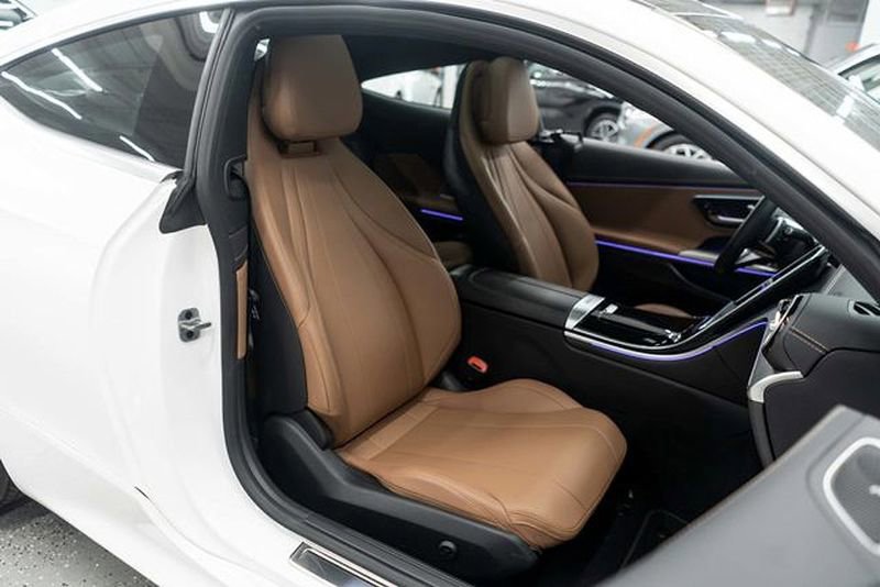 Used 2025 Mercedes-Benz CLE 300 4MATIC Coupe image 11