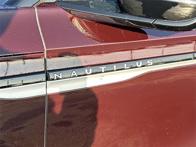 Used 2024 Lincoln Nautilus Reserve w/ Equipment Group 202A image 33