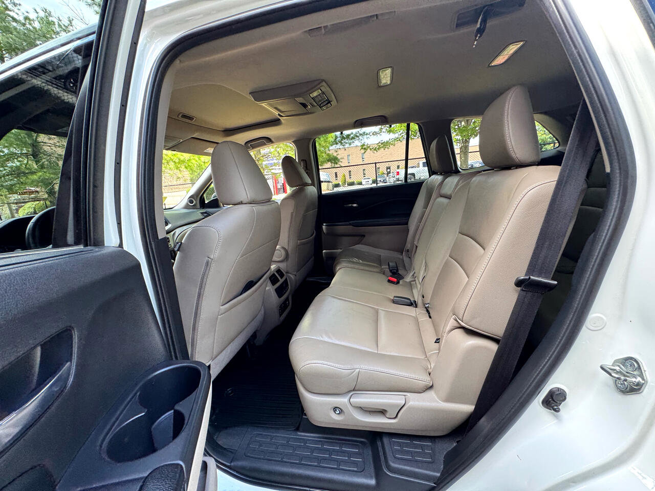 Used 2017 Honda Pilot EX-L image 11