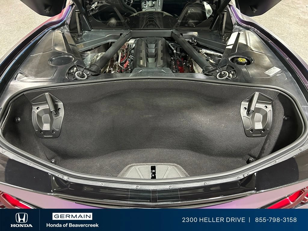 Used 2021 Chevrolet Corvette Stingray Coupe w/ Z51 Performance Package RWD image 28