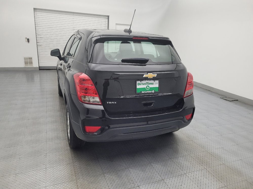 Used 2021 Chevrolet Trax LS image 6