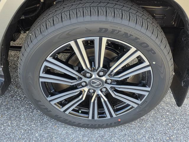 New 2026 Lexus LX 700h Luxury image 42