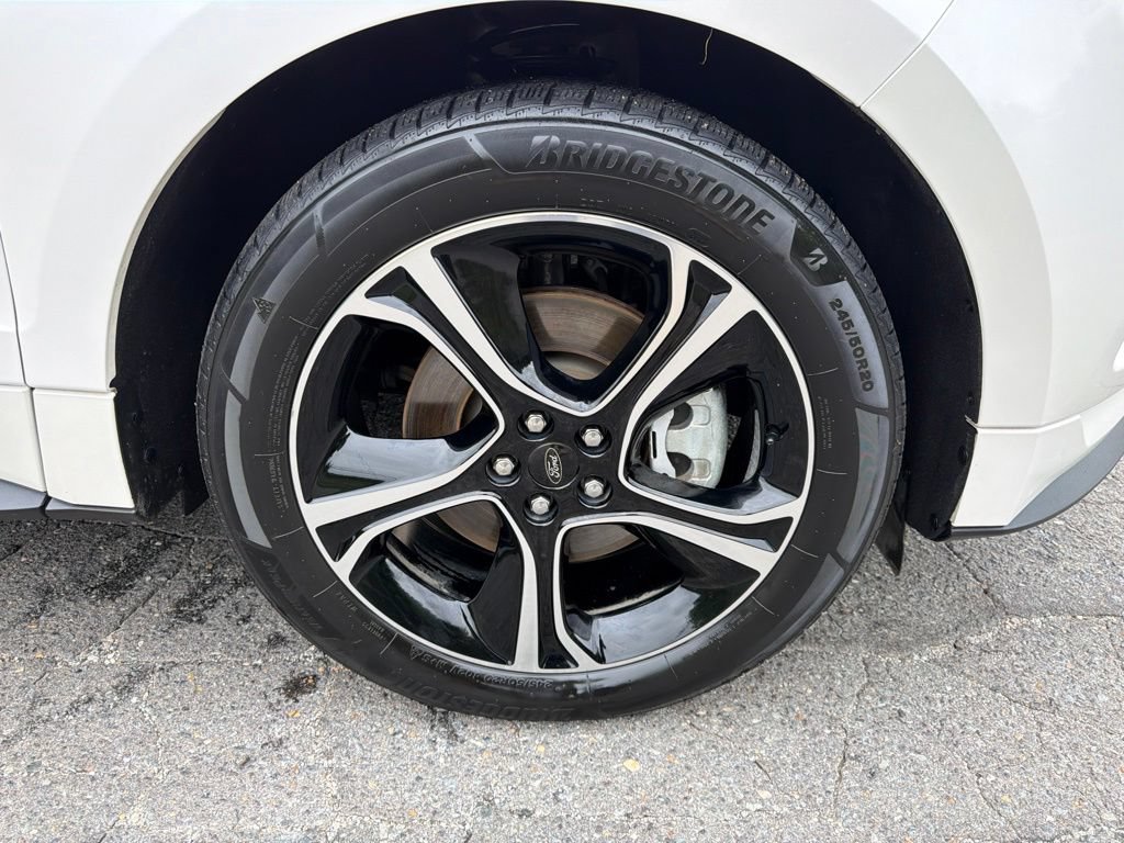 Used 2019 Ford Edge ST AWD/4WD image 9