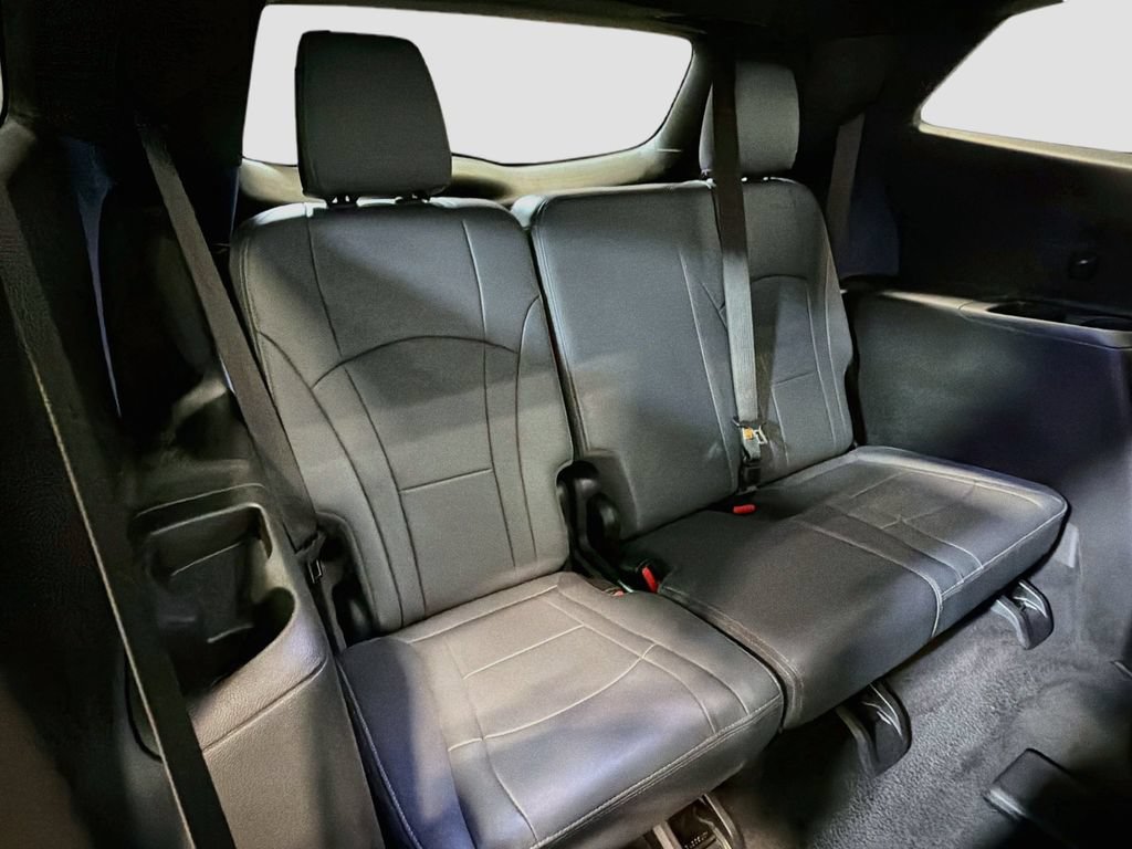 Used 2024 Buick Enclave Premium w/ Experience Buick Package AWD/4WD image 28