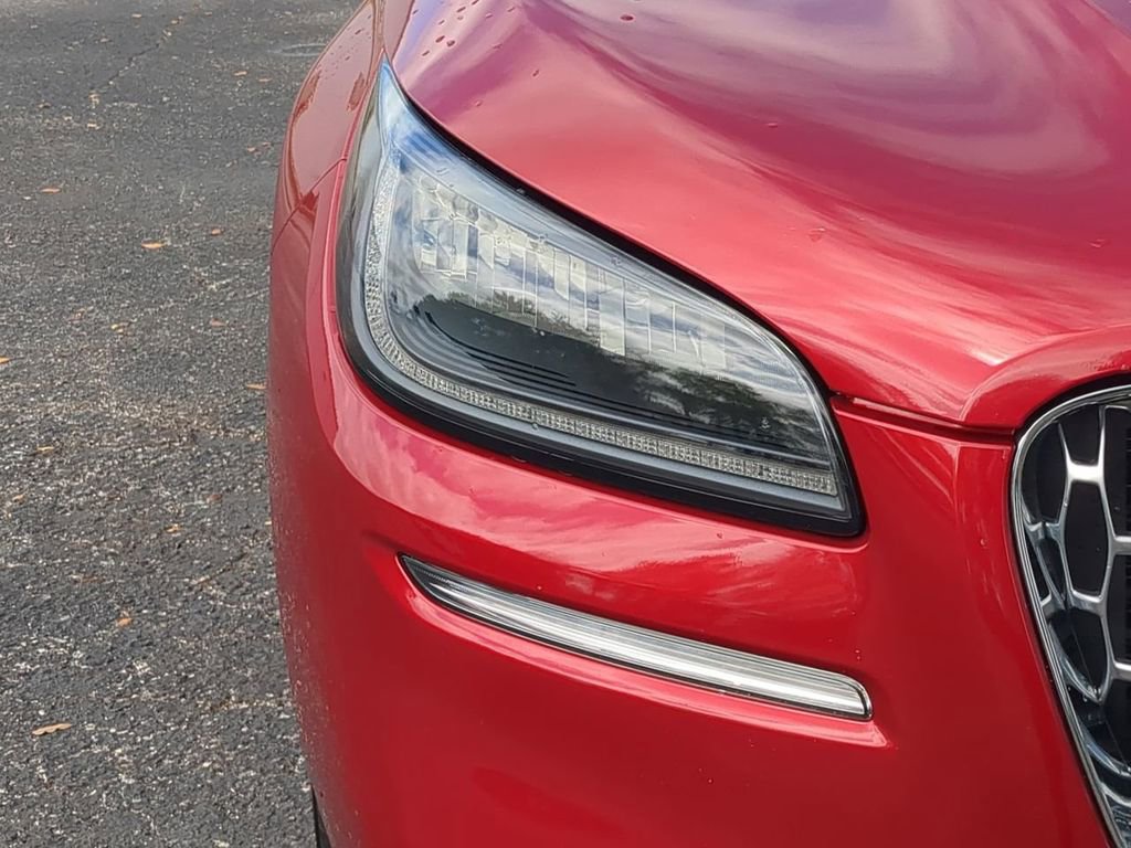 Used 2020 Lincoln Corsair Reserve image 10