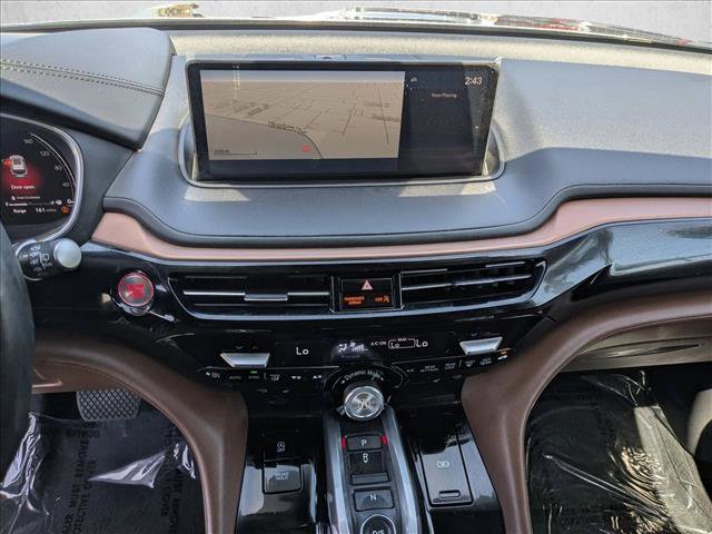 Certified 2023 Acura MDX FWD w/ Technology Package image 13