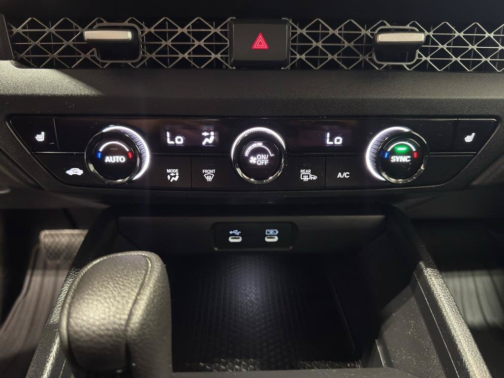 Used 2025 Honda Accord SE image 12