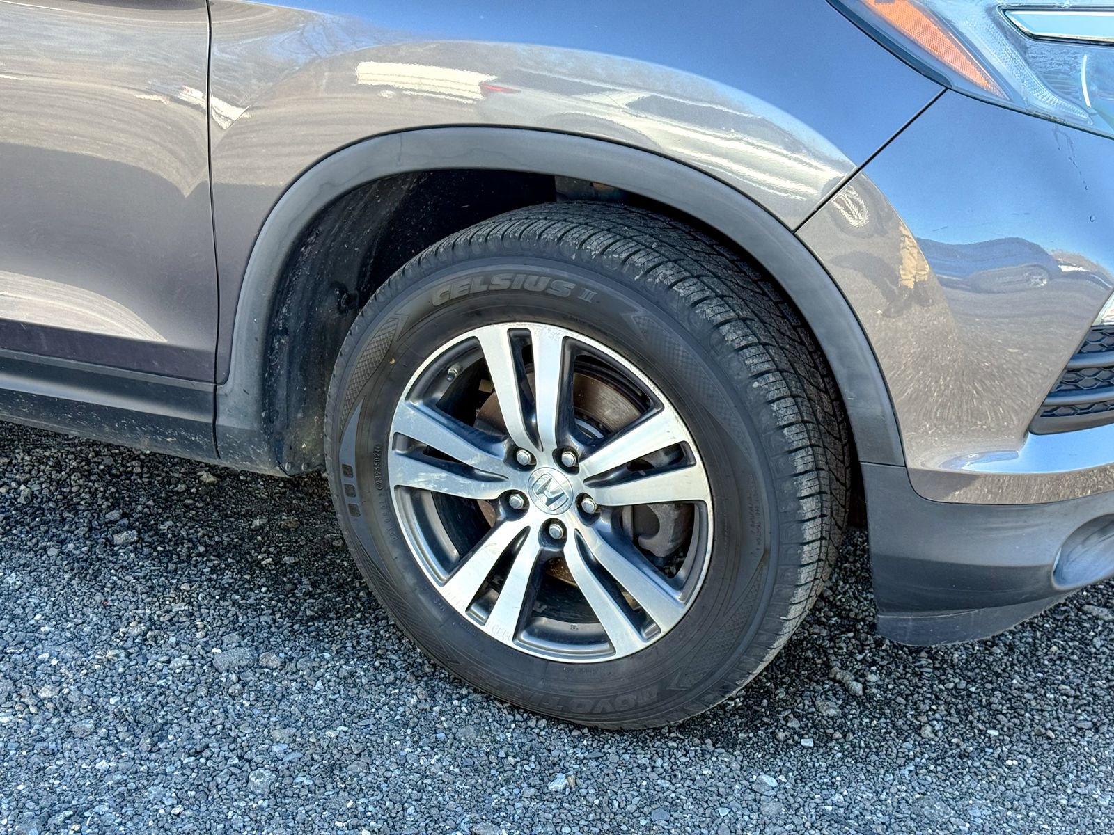 Used 2018 Honda Pilot EX image 9