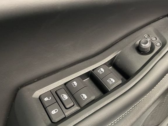 New 2026 Jeep Grand Cherokee Altitude AWD/4WD image 18
