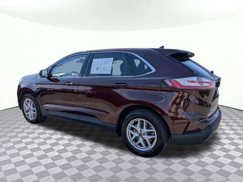 Used 2024 Ford Edge SEL AWD/4WD image 5