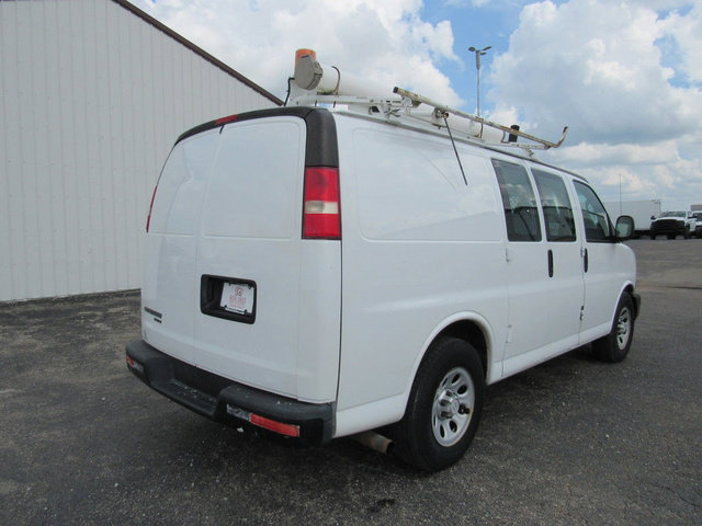 Used 2014 Chevrolet Express 1500 RWD image 3