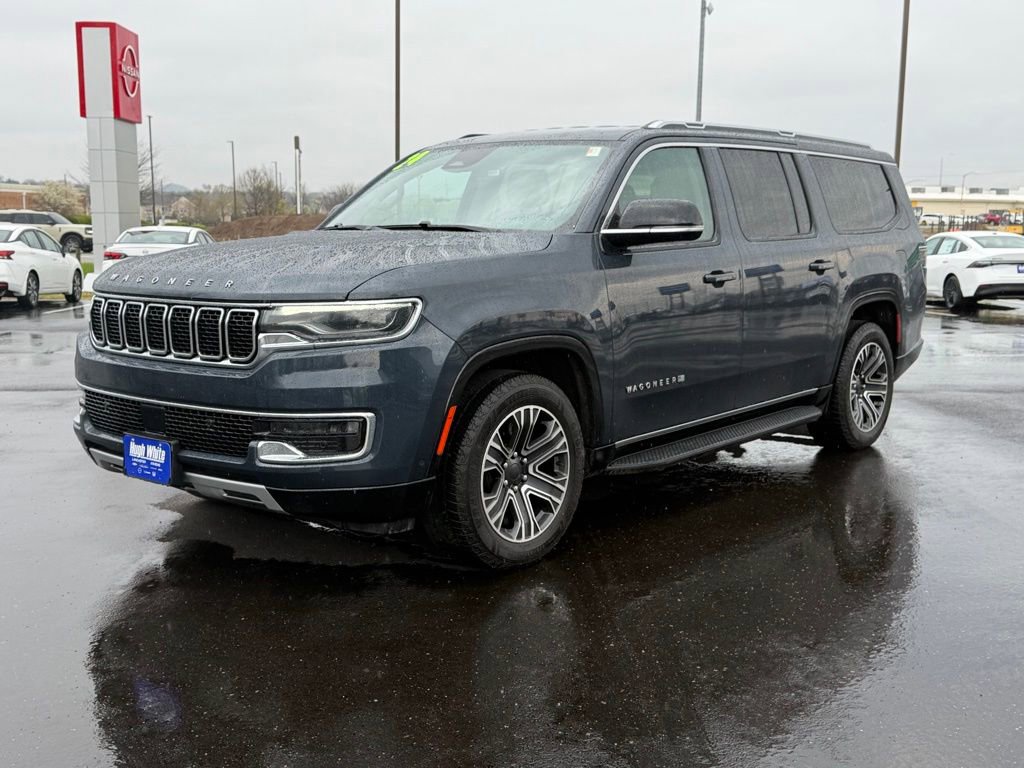 Used 2024 Jeep Wagoneer L Series II w/ Flexible Seating Group image 2
