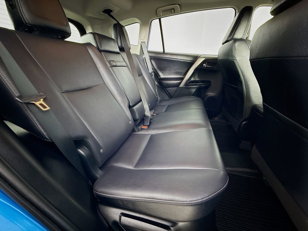 Certified 2018 Toyota RAV4 Limited w/ Advanced Technology Package image 30