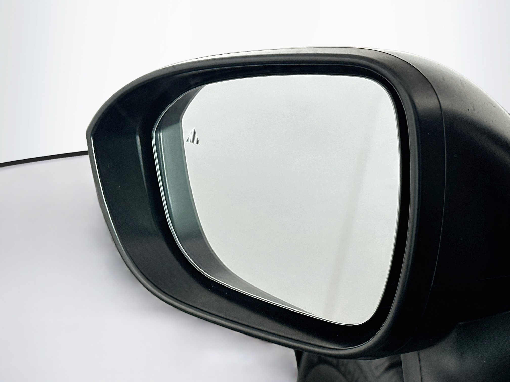 Used 2024 Nissan Rogue S FWD image 16