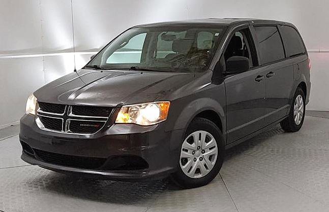 Used 2018 Dodge Grand Caravan SE w/ UConnect Hands-Free Group image 6