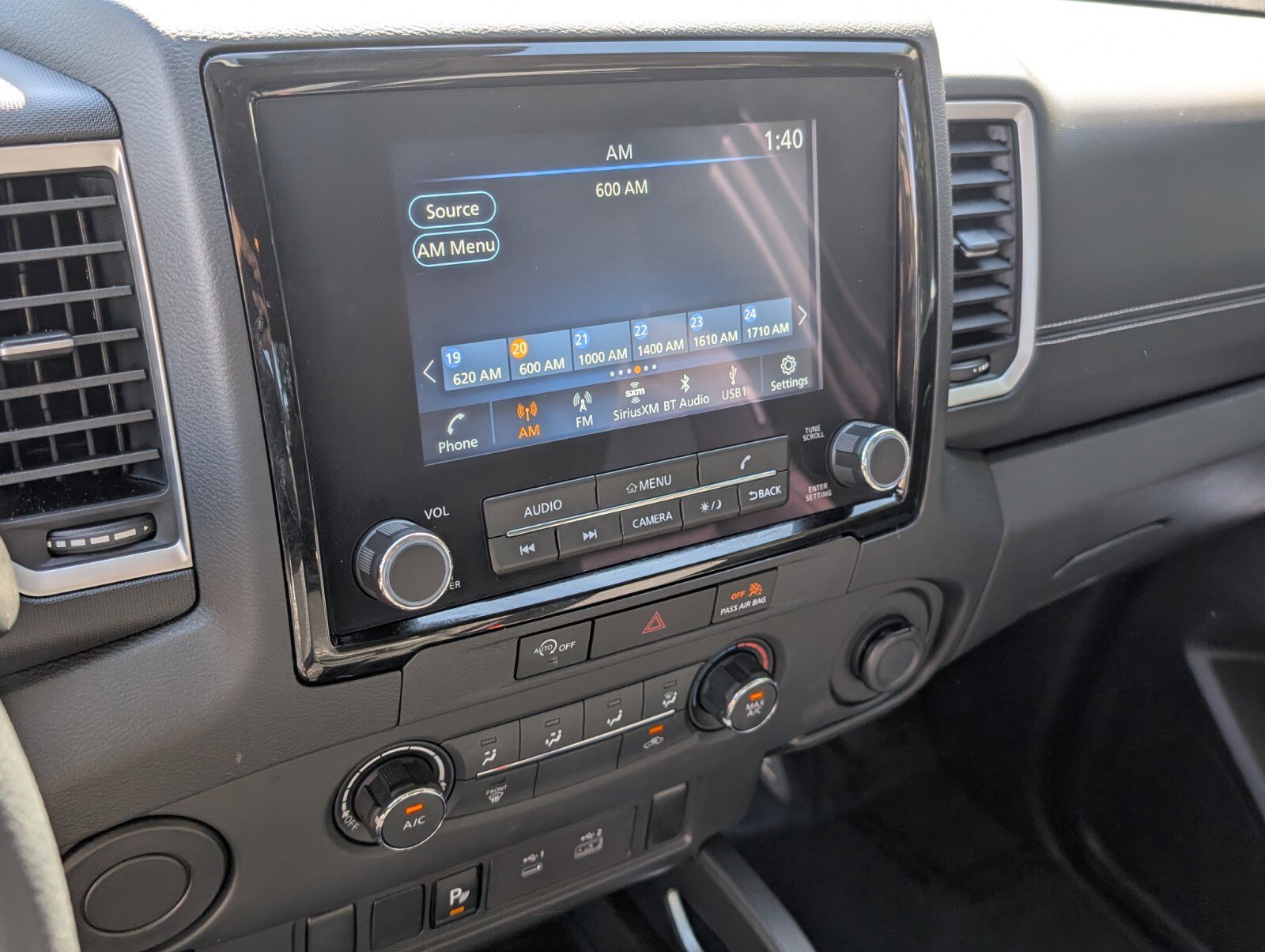 Certified 2024 Nissan Frontier SV w/ Technology Package image 20