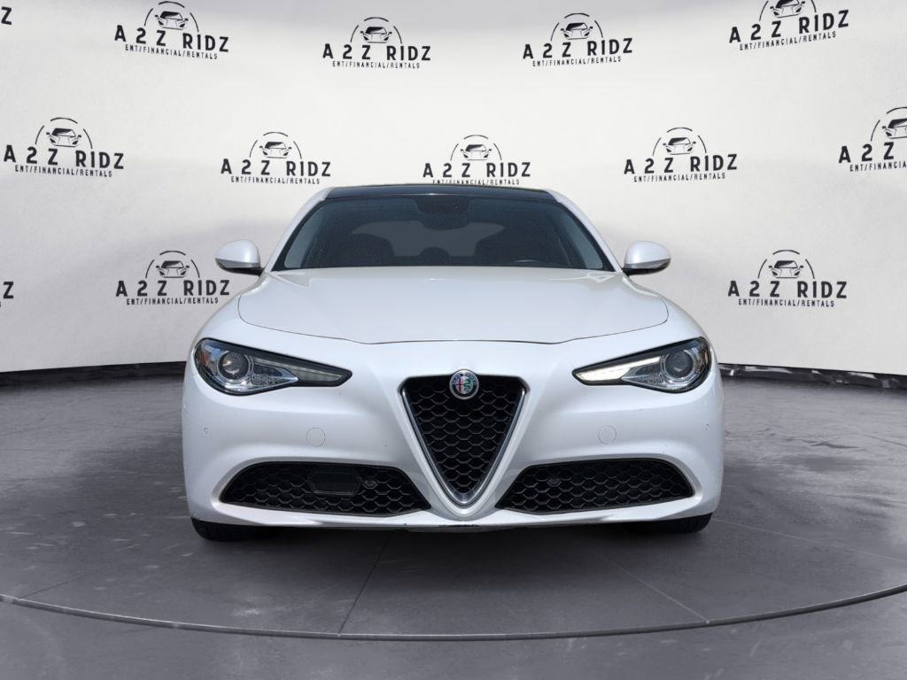 Used 2018 Alfa Romeo Giulia Ti image 2