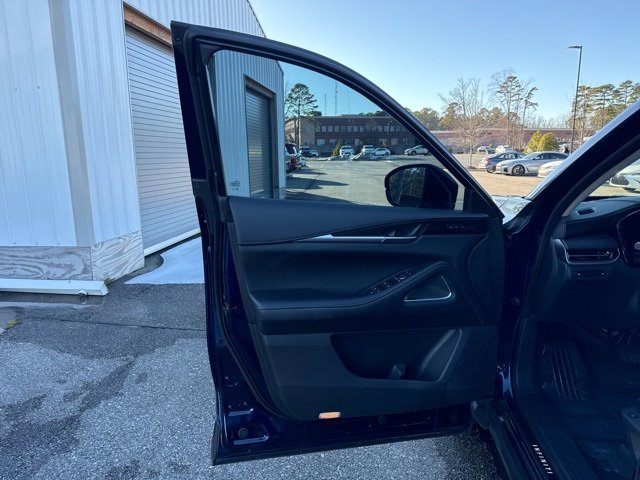 Used 2023 INFINITI QX60 Sensory w/ Cargo Package image 10