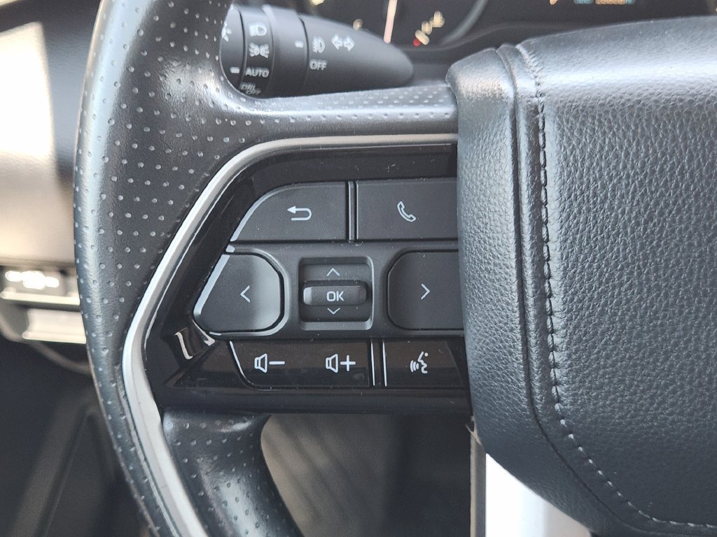 Used 2024 Toyota Tundra SR5 w/ SR5 Convenience Package AWD/4WD image 30