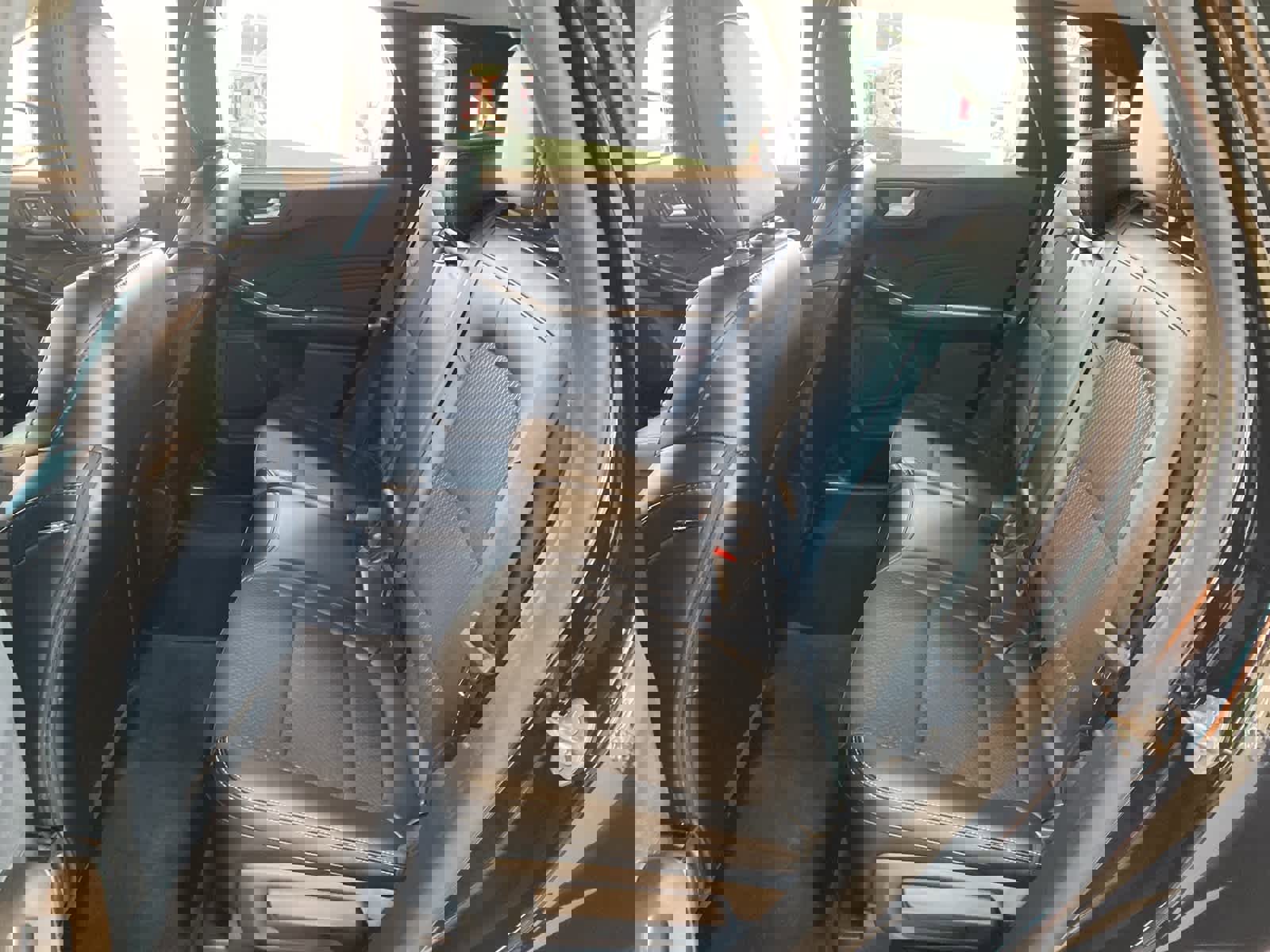 Used 2025 Ford Escape SE image 26