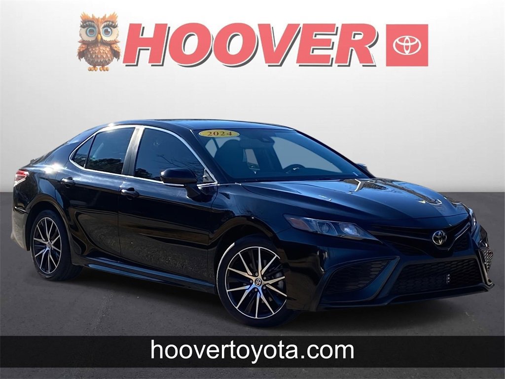 Used 2024 Toyota Camry SE