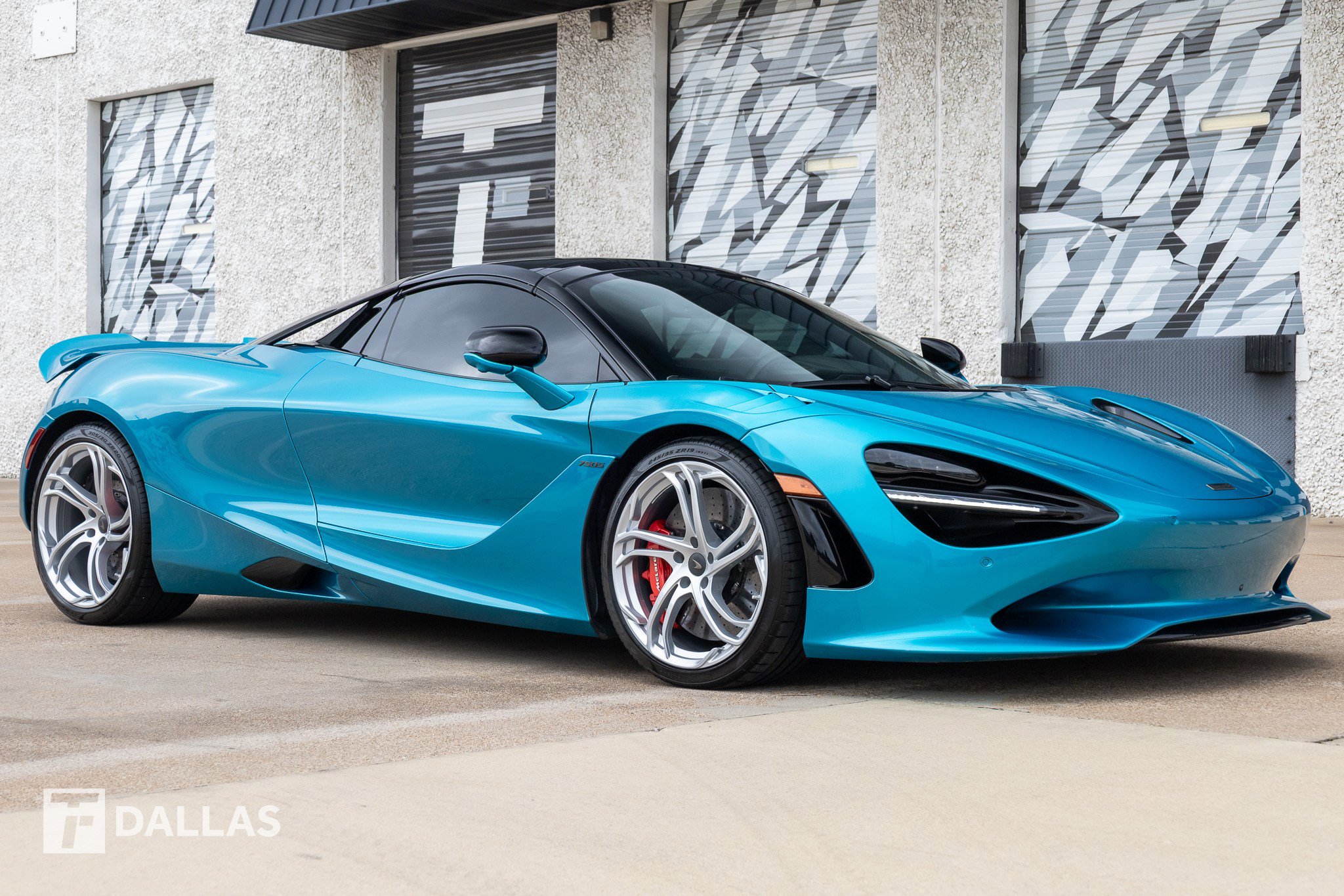 Used 2025 McLaren 750S Spider image 18