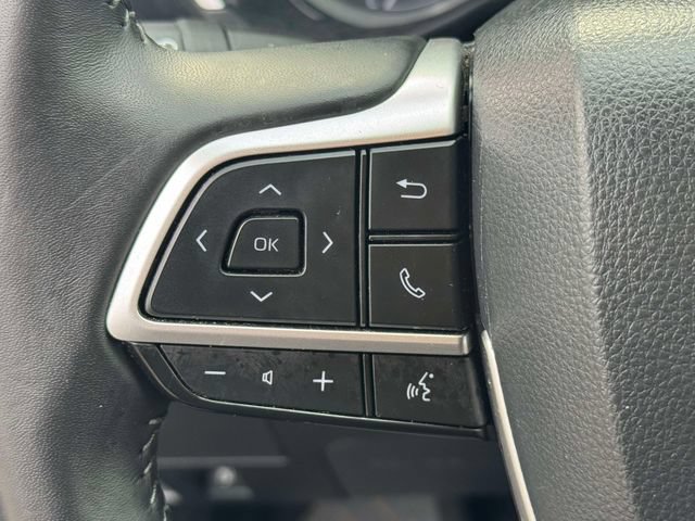 Certified 2025 Toyota Highlander XLE AWD/4WD image 25