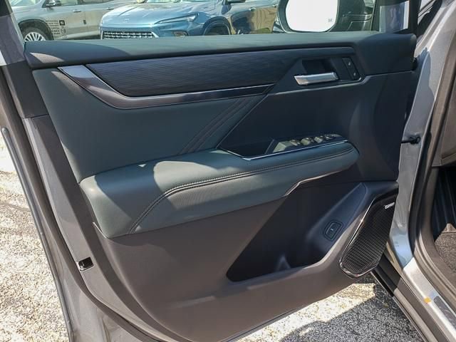 New 2026 GMC Acadia AT4 w/ Super Cruise Package image 8