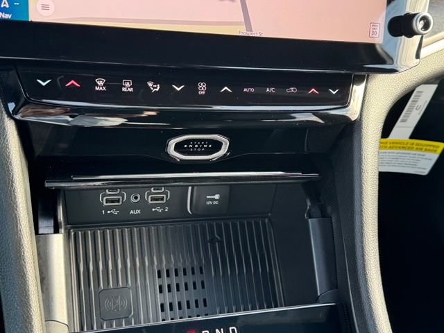 New 2026 Jeep Grand Cherokee Altitude image 19