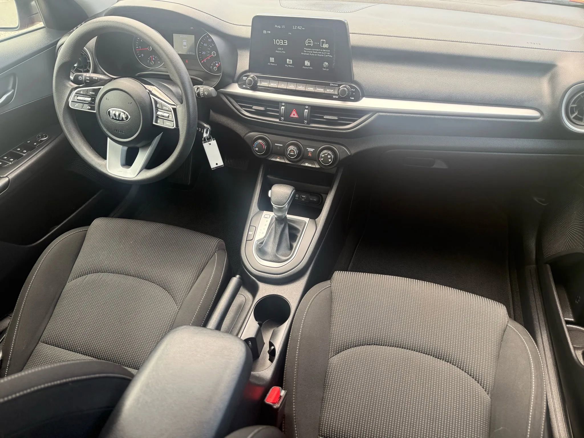 Used 2021 Kia Forte LXS image 2