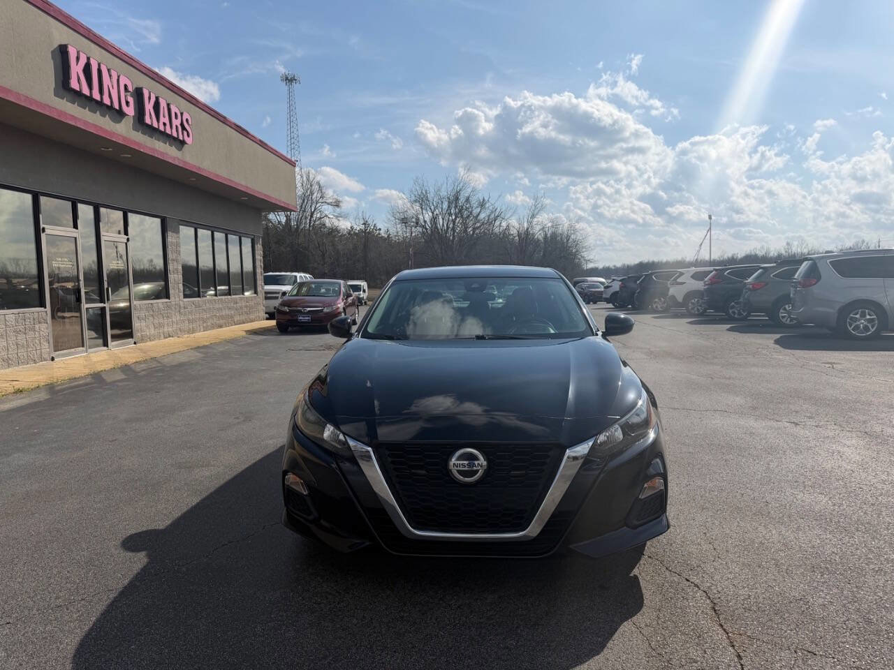 Used 2022 Nissan Altima 2.5 S FWD image 3