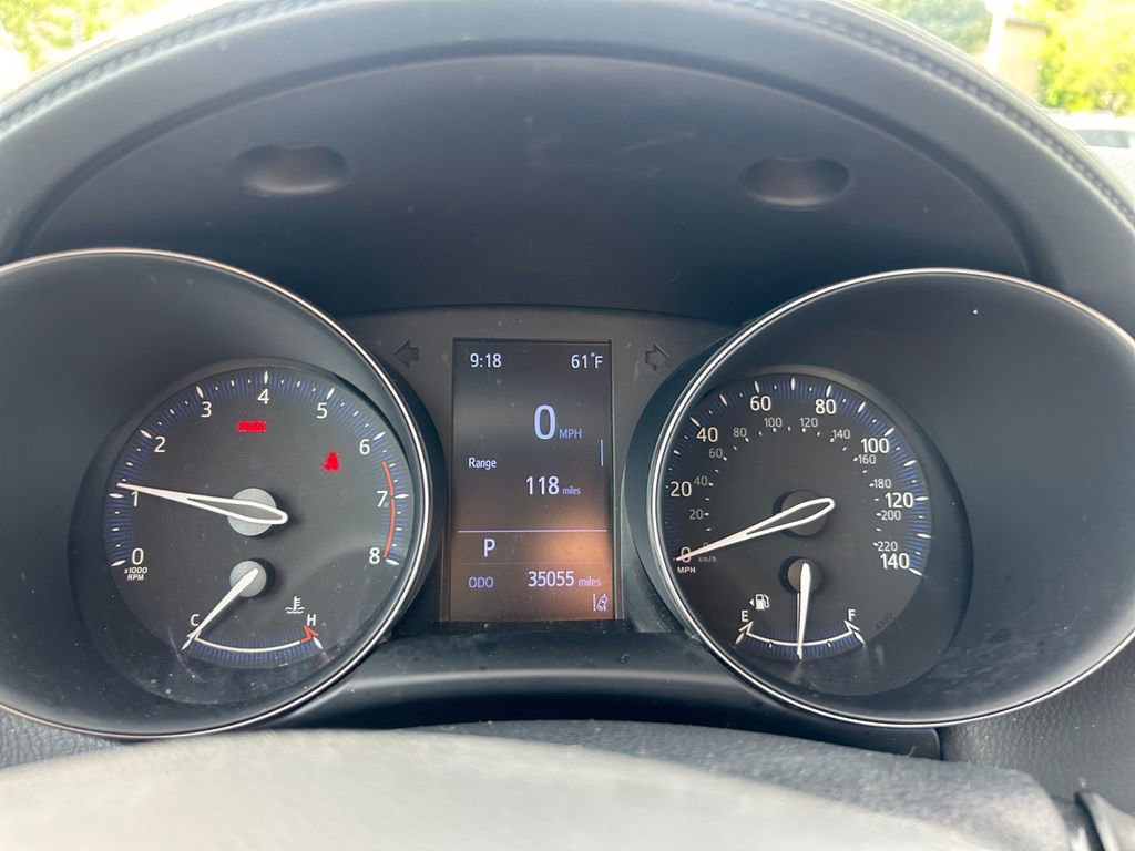 Used 2020 Toyota C-HR LE FWD image 25