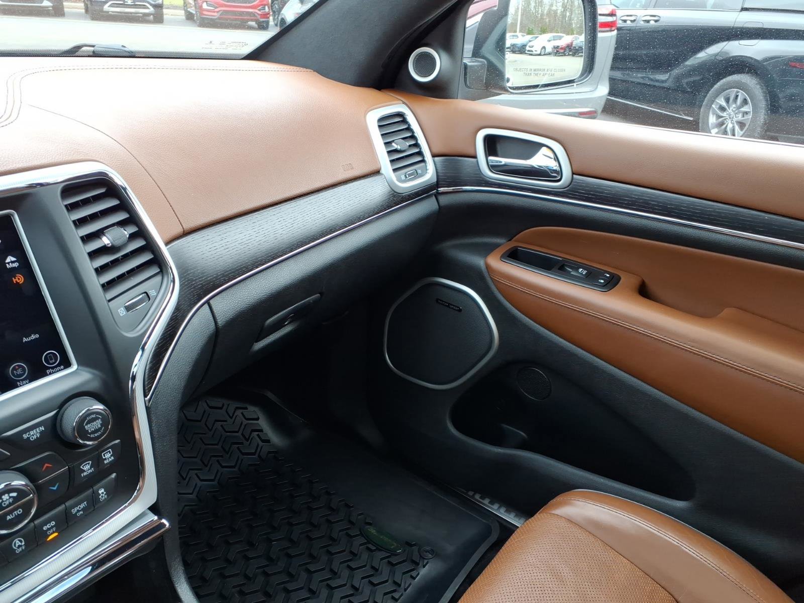 Used 2018 Jeep Grand Cherokee Summit image 30