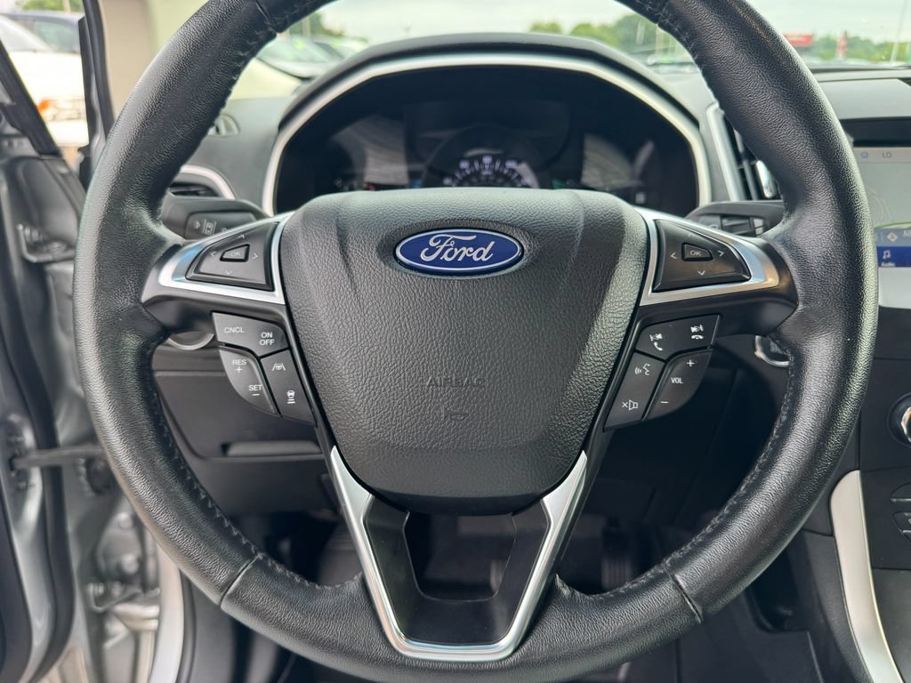 Used 2020 Ford Edge SEL w/ Convenience Package AWD/4WD image 15