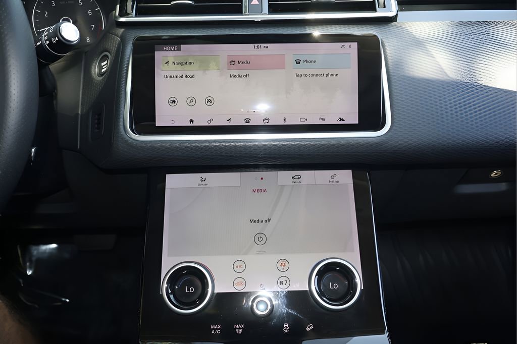 Used 2020 Land Rover Range Rover Velar S AWD/4WD image 22