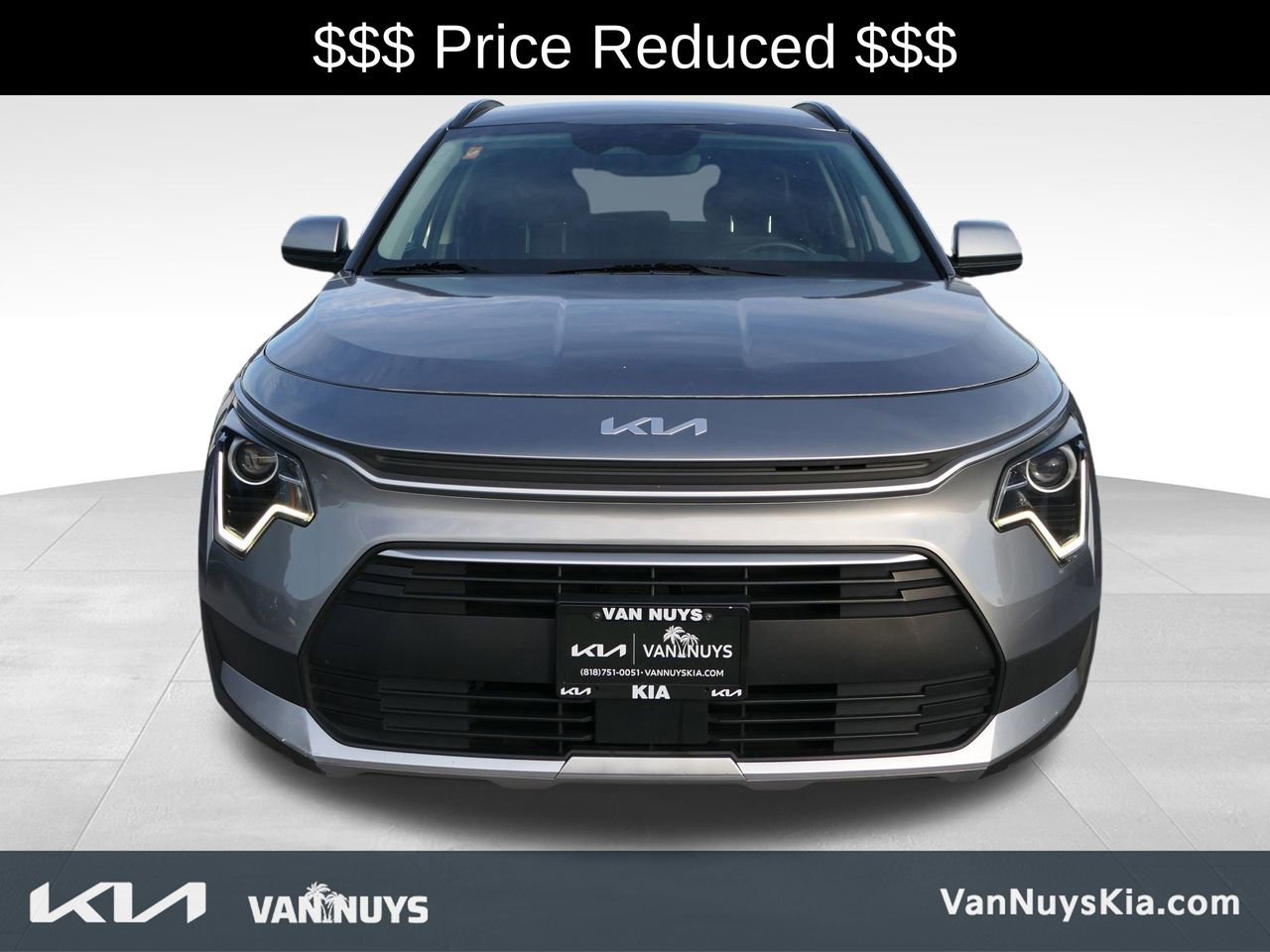 Used 2023 Kia Niro EX image 7