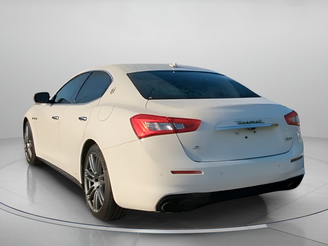 Used 2018 Maserati Ghibli S image 21