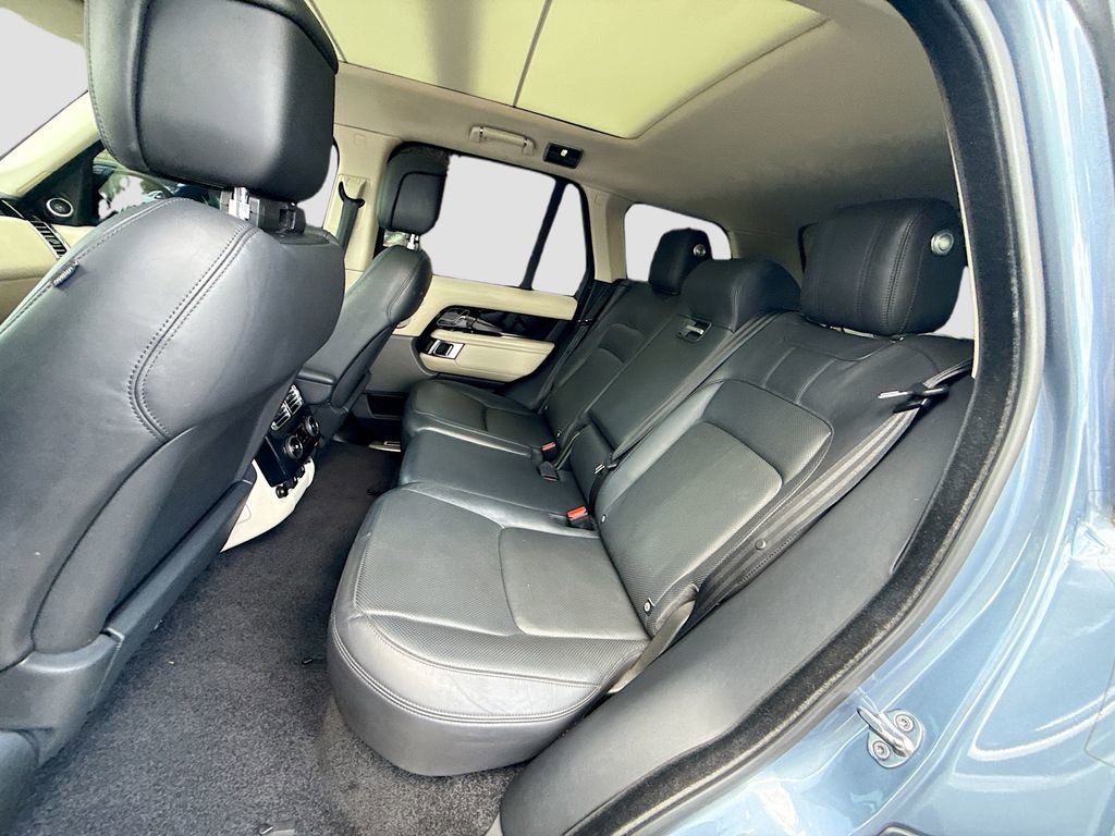 Used 2019 Land Rover Range Rover Supercharged AWD/4WD image 27