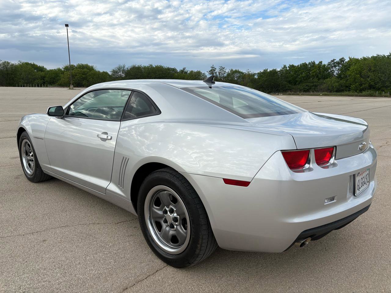 Used 2010 Chevrolet Camaro LS RWD image 49