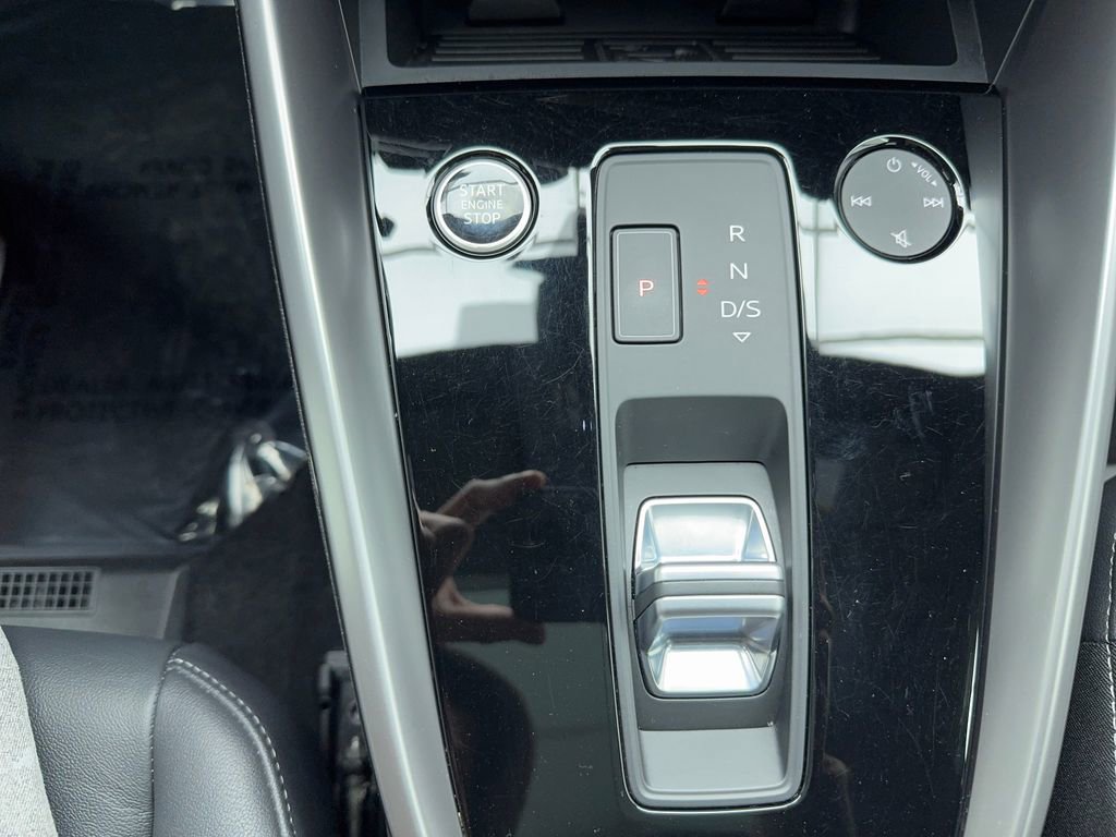 Used 2023 Audi A3 2.0T Premium w/ Convenience Package image 27