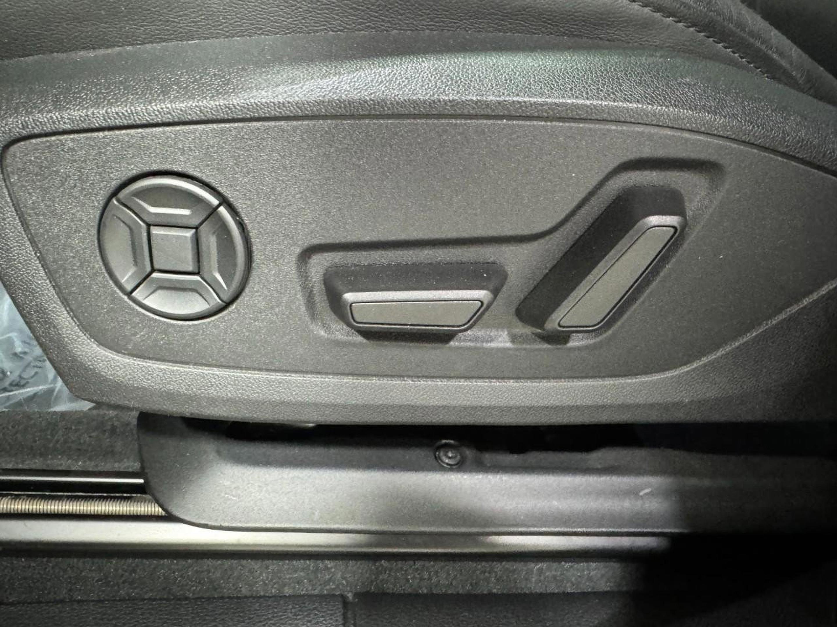 Certified 2022 Audi Q3 2.0T Premium w/ Convenience Package image 25