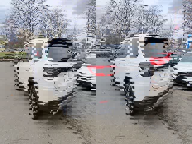 Certified 2023 Honda Pilot Elite image 4